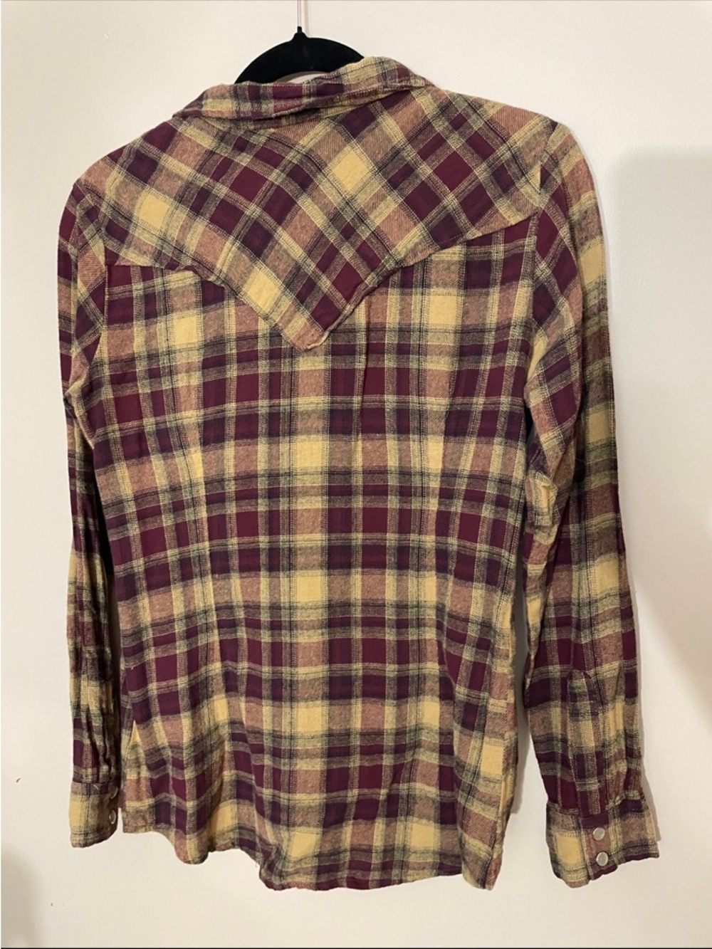 Wrangler Pearl Snap Maroon and Mustard - Picture 5 of 5